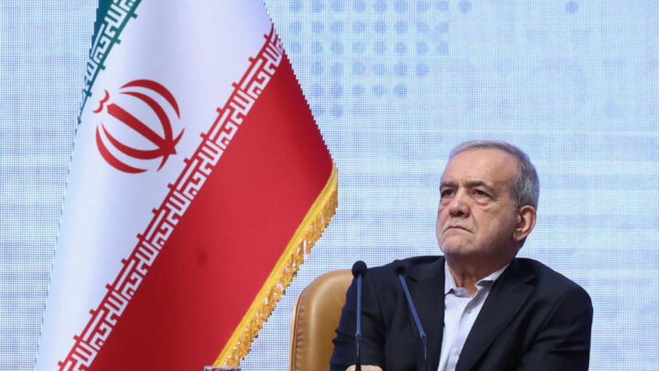 پزشکیان: رسیدگی به محرومان از اولویتهای حکمرانی است پزشکیان: رسیدگی به محرومان از اولویتهای حکمرانی است