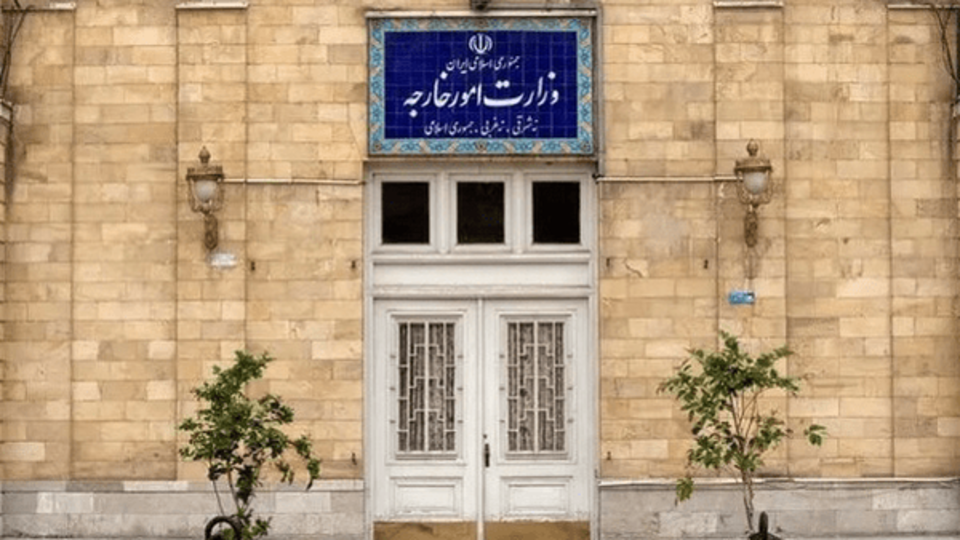 تأکید ایران بر حاکمیت بلامنازع بر جزایر سهگانه ایرانی تأکید ایران بر حاکمیت بلامنازع بر جزایر سهگانه ایرانی