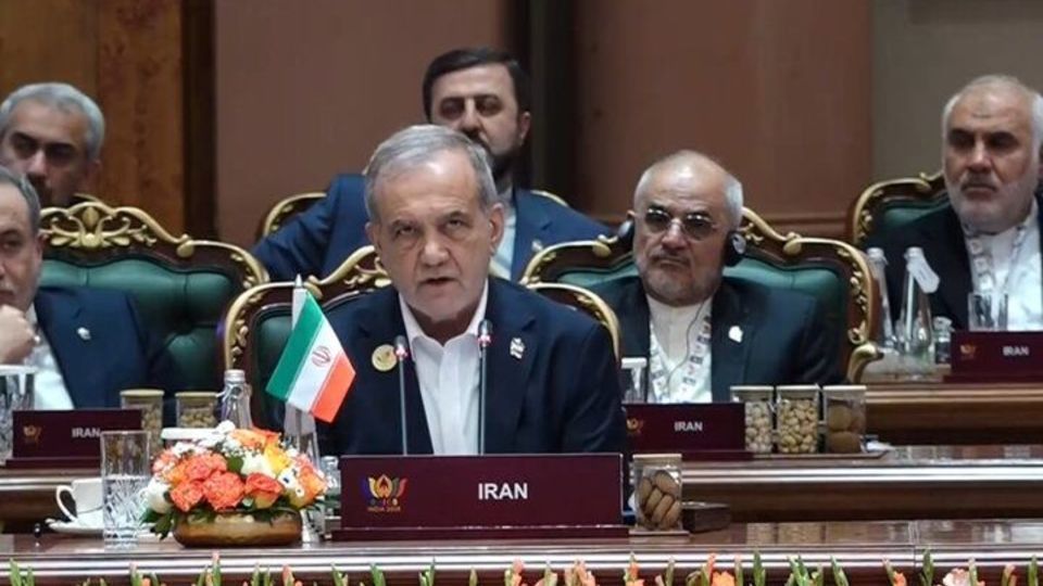پزشکیان: هیچ کشوری نباید از سرزمینش برای تهدید و حمله به دیگری استفاده کند پزشکیان: هیچ کشوری نباید از سرزمینش برای تهدید و حمله به دیگری استفاده کند