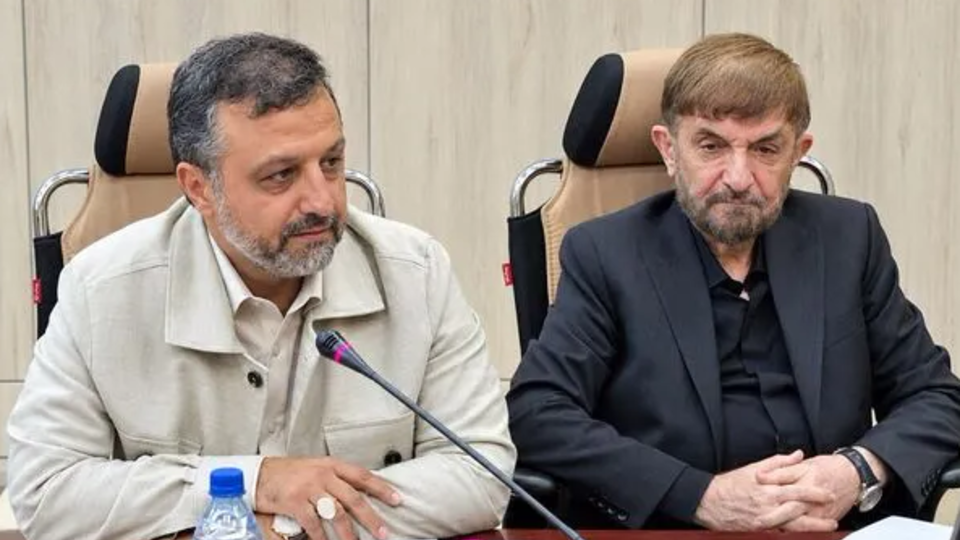 تحلیل معنای حضور خاندوزی در کارگروه اقتصادی دفتر رهبر انقلاب تحلیل معنای حضور خاندوزی در کارگروه اقتصادی دفتر رهبر انقلاب