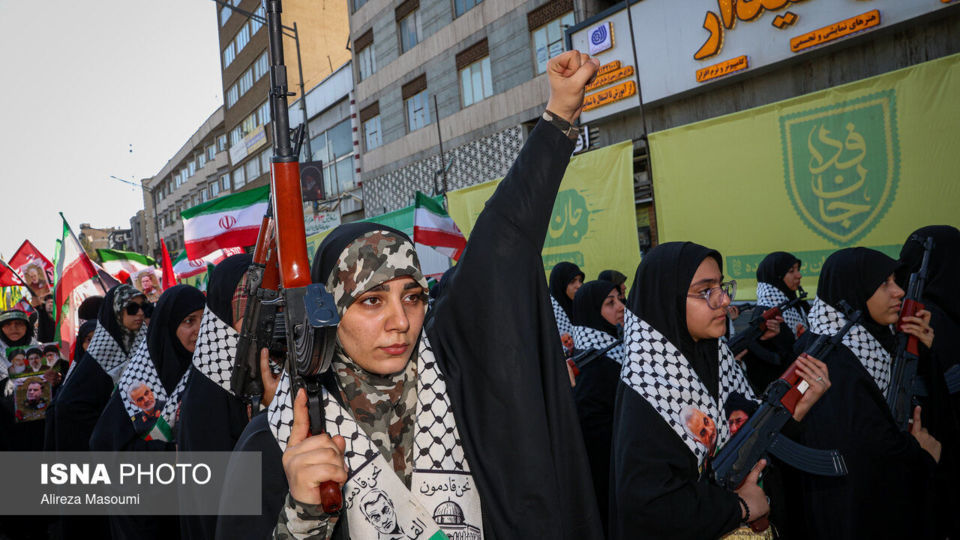 رزمایش جان‌فدایان ایران