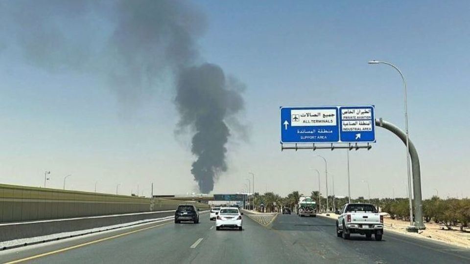 نزدیکی فرودگاه ریاض هدف حمله قرار گرفت نزدیکی فرودگاه ریاض هدف حمله قرار گرفت