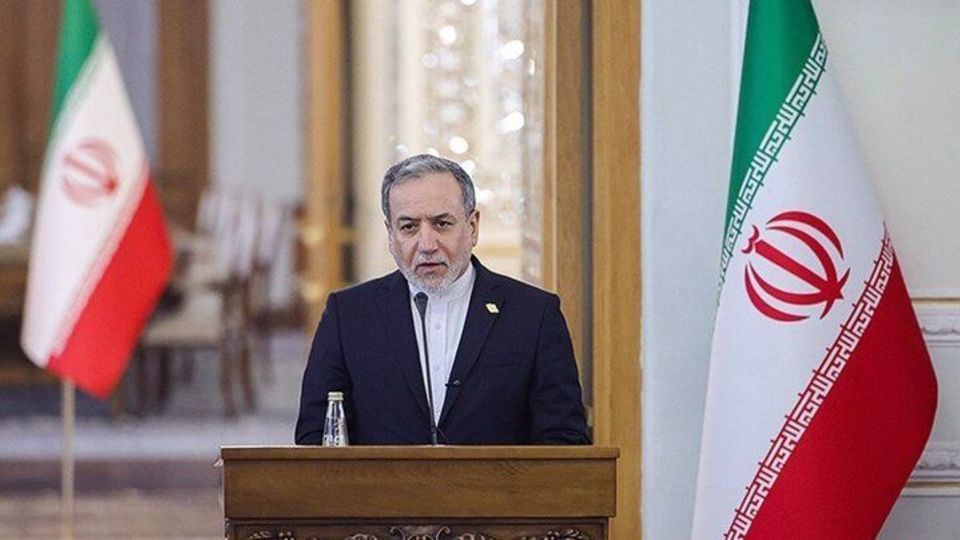 عراقچی: حوادث یک سال گذشته اهمیت «قدرت مذاکره» را بیشتر اشکار کرد عراقچی: حوادث یک سال گذشته اهمیت «قدرت مذاکره» را بیشتر اشکار کرد