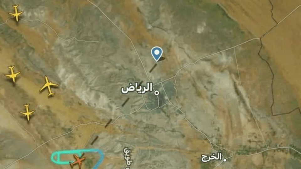 انفجار در قلب عربستان؛ پروازها معلق ماندند انفجار در قلب عربستان؛ پروازها معلق ماندند