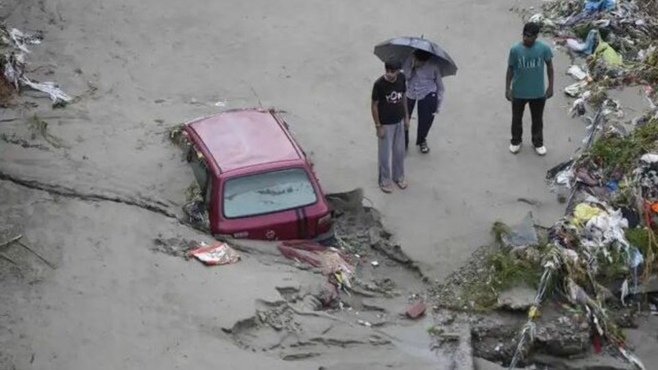 سیل در شمال هند ۶۲ کشته برجای گذاشت سیل در شمال هند ۶۲ کشته برجای گذاشت