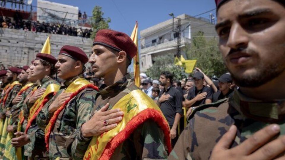 پیام رزمندگان حزبالله به شیخ نعیم قاسم: سلاح مقاومت را رها نخواهیم کرد پیام رزمندگان حزبالله به شیخ نعیم قاسم: سلاح مقاومت را رها نخواهیم کرد