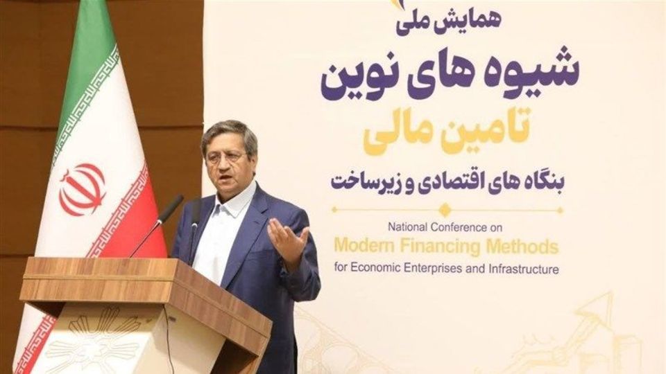 همتی: رشد نقدینگی کنترل شد/ فعالیتهای اقتصادی ایران متوقف نیست همتی: رشد نقدینگی کنترل شد/ فعالیتهای اقتصادی ایران متوقف نیست