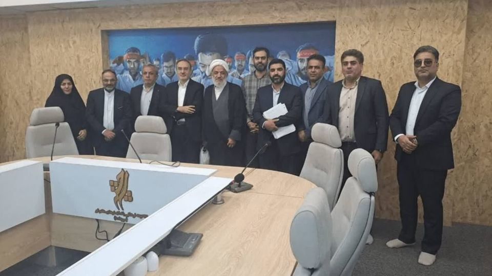 پاک آیین و هیأت مدیره خانه مطبوعات کشور میهمان کمیسیون فرهنگی شدند / صدای مدیران رسانه در مجلس پاک آیین و هیأت مدیره خانه مطبوعات کشور میهمان کمیسیون فرهنگی شدند / صدای مدیران رسانه در مجلس