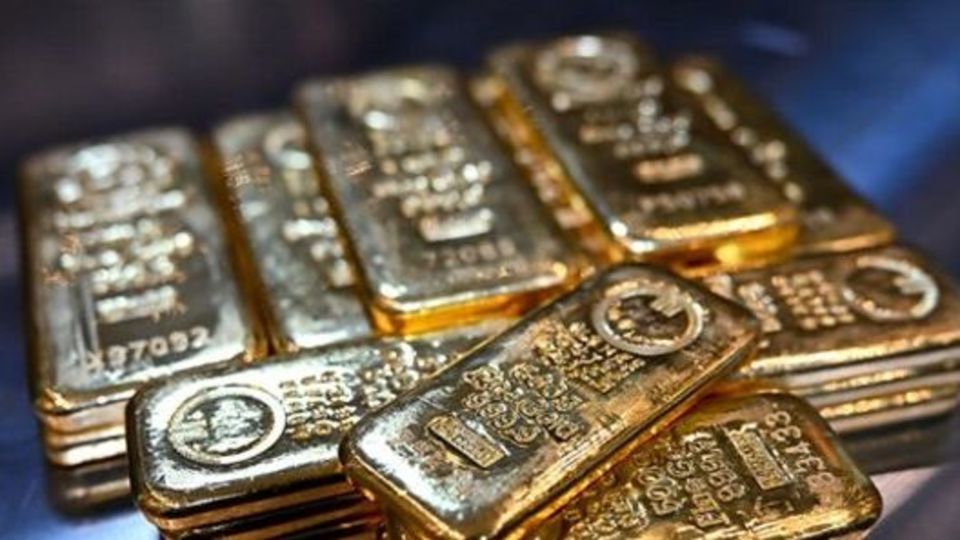 کاهش قیمت طلا در بازارهای جهانی همزمان با تقویت شاخص دلار کاهش قیمت طلا در بازارهای جهانی همزمان با تقویت شاخص دلار