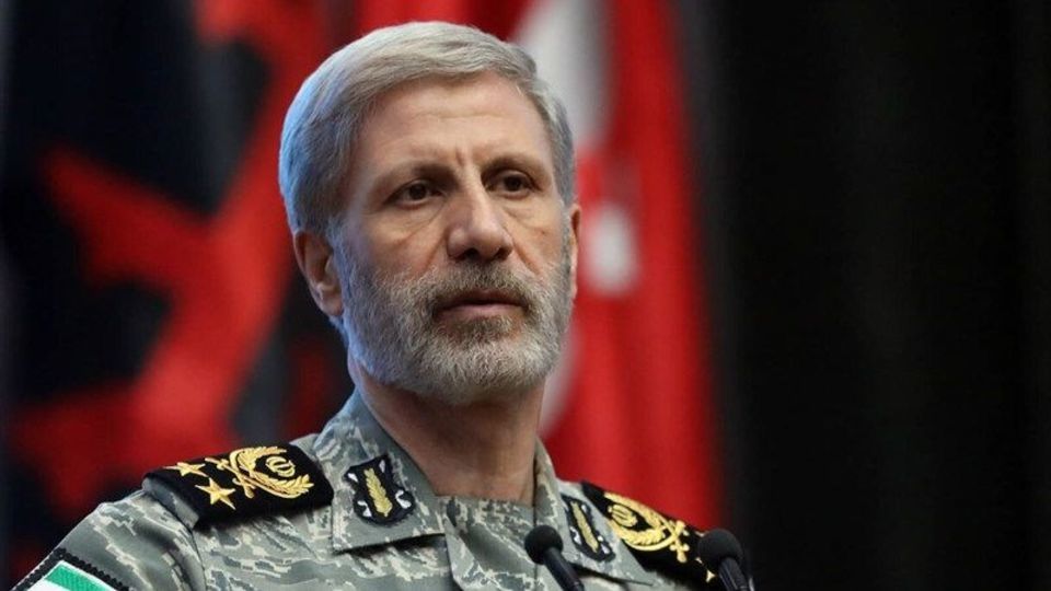 سرلشکر حاتمی: در صورت اشتباه مجدد دشمن، پاسخ کوبنده میدهیم سرلشکر حاتمی: در صورت اشتباه مجدد دشمن، پاسخ کوبنده میدهیم