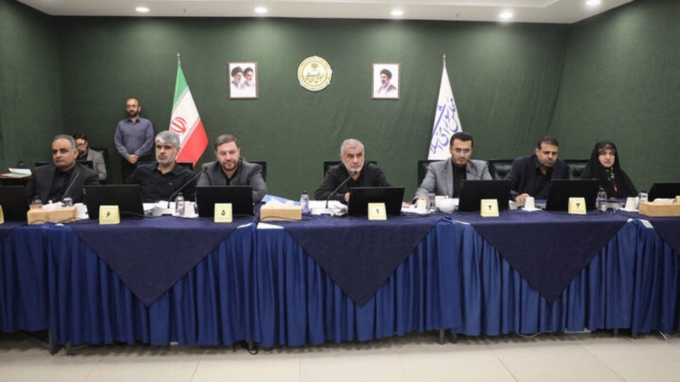 مصاحبه اتباع ایرانی با رسانههای معاند ممنوع شد مصاحبه اتباع ایرانی با رسانههای معاند ممنوع شد