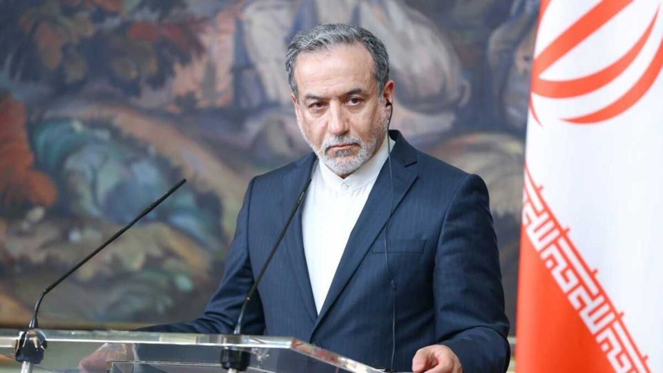 عراقچی: پاسخگو کردن دشمنان این آب و خاک ضرورتی انکارناپذیر است عراقچی: پاسخگو کردن دشمنان این آب و خاک ضرورتی انکارناپذیر است