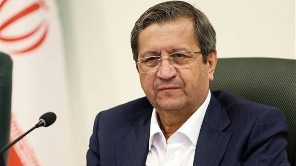 همتی: برای واردات تا پایان دولت ترامپ و حتی بیشتر ذخیره ارزی داریم همتی: برای واردات تا پایان دولت ترامپ و حتی بیشتر ذخیره ارزی داریم