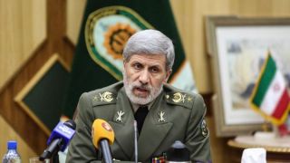 وزیر دفاع: آمریکا ۵۰۰ میلیارد دلار برای ایجاد ناامنی در منطقه هزینه کرده است وزیر دفاع: آمریکا ۵۰۰ میلیارد دلار برای ایجاد ناامنی در منطقه هزینه کرده است