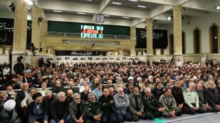 دیدار جمعی از فرماندهان، رزمندگان و ایثارگران و هنرمندان با رهبر انقلاب