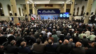 دیدار جمعی از فرماندهان، رزمندگان و ایثارگران و هنرمندان با رهبر انقلاب