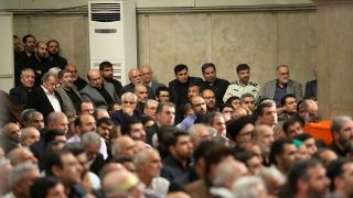 دیدار جمعی از فرماندهان، رزمندگان و ایثارگران و هنرمندان با رهبر انقلاب