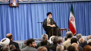 دیدار جمعی از فرماندهان، رزمندگان و ایثارگران و هنرمندان با رهبر انقلاب