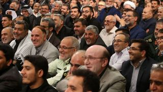 دیدار جمعی از فرماندهان، رزمندگان و ایثارگران و هنرمندان با رهبر انقلاب