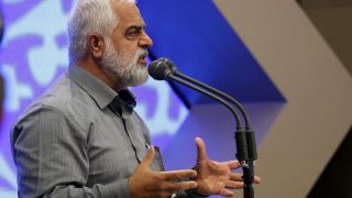 دیدار جمعی از فرماندهان، رزمندگان و ایثارگران و هنرمندان با رهبر انقلاب