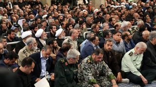 دیدار جمعی از فرماندهان، رزمندگان و ایثارگران و هنرمندان با رهبر انقلاب