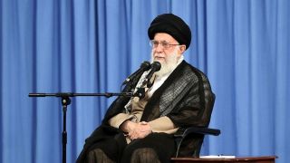 دیدار جمعی از فرماندهان، رزمندگان و ایثارگران و هنرمندان با رهبر انقلاب