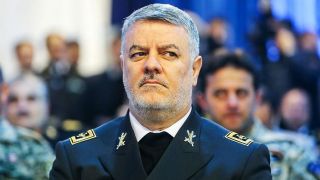 فرمانده نیروی دریایی ارتش: تحریم برای ایران شوخی است