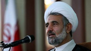 ذوالنور: مردم مخالف نظام نیستند، از تبعیض متنفرند/ نمایندهای که ۱۷ میلیارد هزینه میکند تا به مجلس بیاید هرگز به دنبال کار خیر نیست ذوالنور: مردم مخالف نظام نیستند، از تبعیض متنفرند/ نمایندهای که ۱۷ میلیارد هزینه میکند تا به مجلس بیاید هرگز به دنبال کار خیر نیست