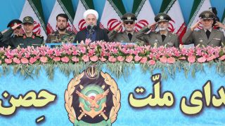 روحانی: ارتش 40 سال در کنار ولایت و مردم است/ همه مردم کنار سپاه بودند و خواهند بود روحانی: ارتش 40 سال در کنار ولایت و مردم است/ همه مردم کنار سپاه بودند و خواهند بود