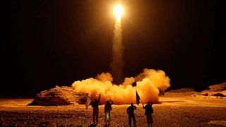 شلیک موشک‌های بالستیک یمنی به مواضع ائتلاف جنایتکار سعودی