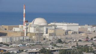 نیروگاه اتمی بوشهر در سال ۱۴۰۰ چقدر برق تولید کرده است؟