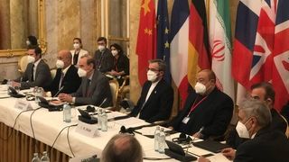 روایت دیپلمات ایتالیایی از اصرارِ آمریکا جهت حصول توافق با ایران در وین