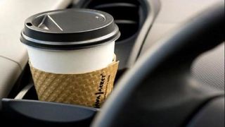 تحویل قهوه با خودروی خودران تسلا!  