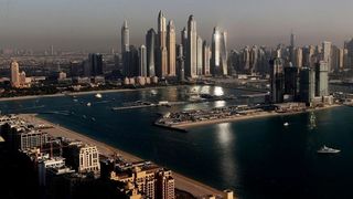 انبار پول‌های کثیف دنیا و رسوایی بین‌المللی شیوخ اماراتی