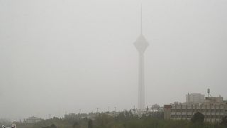 آلودگی هوای تهران دوباره افزایش یافت/ هوای تهران در آستانه وضعیت "بسیار ناسالم"