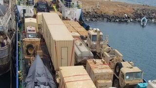 صنعاء خدمه کشتی توقیف شده اماراتی را آزاد کرد