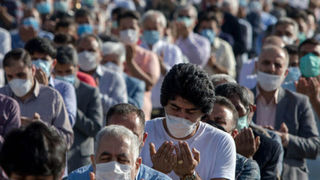 معاون وزیر بهداشت: استفاده نمازگزاران عید فطر از ماسک حتی در فضای باز ضروری است