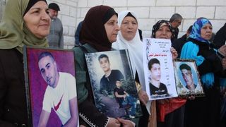 وزیر صهیونیستی خواستار تبعید خانواده‌های عاملان عملیات استشهادی به نوار غزه 