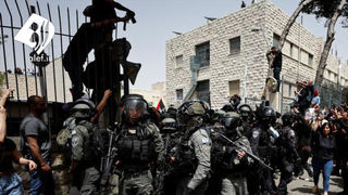 حمله پلیس رژیم صهیونیستی به مراسم تشییع شیرین ابوعاقلة