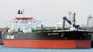 یونان: اقدام لازم را زمینه نفتکش‌های توقیف شده توسط ایران انجام می‌دهیم