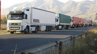 مذاکره با ترکمنستان برای کاهش عوارض عبور کامیون‌های ایران