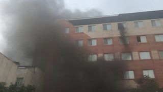 آتش سوزی مرگبار در ساختمان ۱۲۰ واحدی در مجیدیه تهران