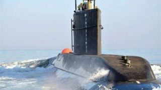  هشدار نیروی دریایی ارتش به زیردریایی هسته‌ای آمریکا در تنگه هرمز 