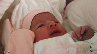 نوزادان متولد ۱۴۰۱ صندوق قابل معامله در بورس می‌گیرند، نه سهام عدالت!
