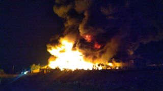 آتش‌سوزی گسترده انبار مواد شیمیایی در جنوب تهران 