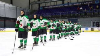 لحظه‌ی صعود تیم ملی هاکی روی یخ زنان ایران به فینال مسابقات قهرمانی آسیا