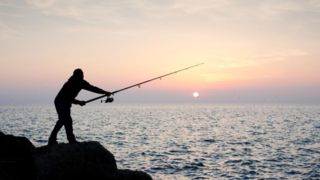 اقدام هوشمندانه یک فرد در صید ماهی