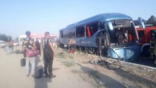  مرگ دو تن و مصدومیت ۱۲نفر در برخورد اتوبوس با نیوجرسی در بزرگراه تهران- قم