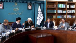 خضریان: توافق اخیر ایران و آژانس بین المللی انرژی اتمی خلاف قانون اقدام راهبردی است