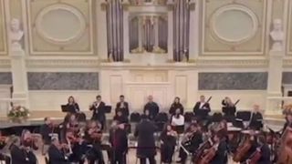   طنین ارکستر ملی ایران در سن‌پترزبورگ روسیه